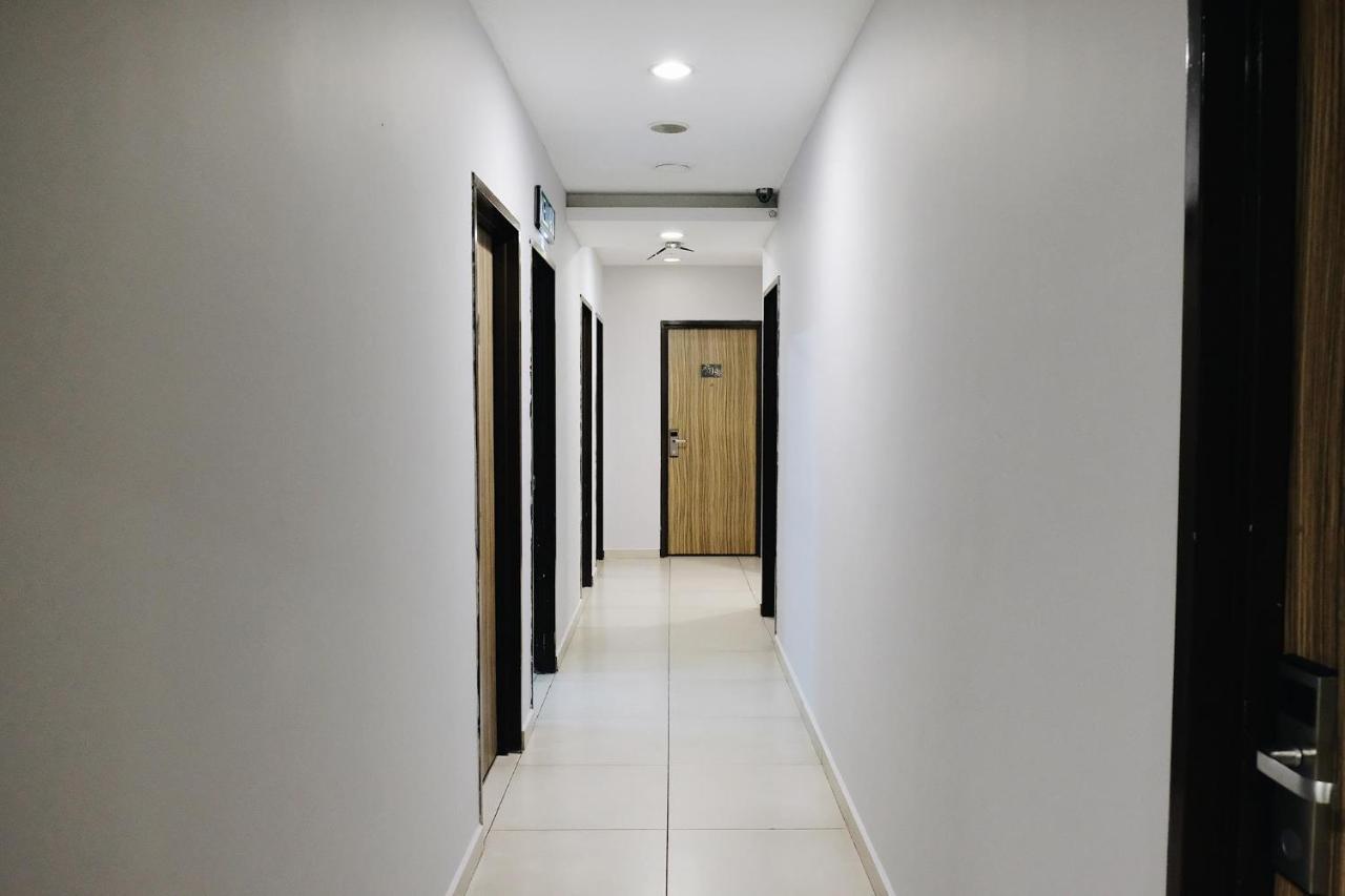 Era Plus Hotel Seri Kembangan Luaran gambar