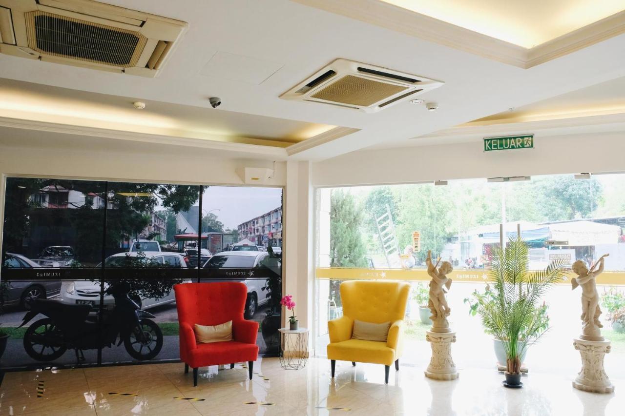 Era Plus Hotel Seri Kembangan Luaran gambar