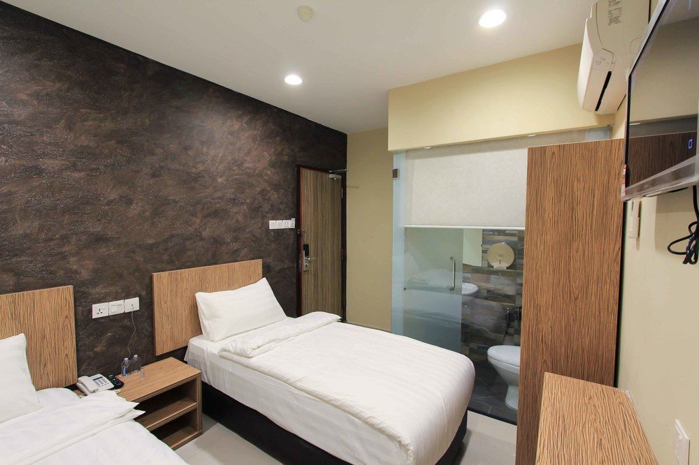 Era Plus Hotel Seri Kembangan Luaran gambar