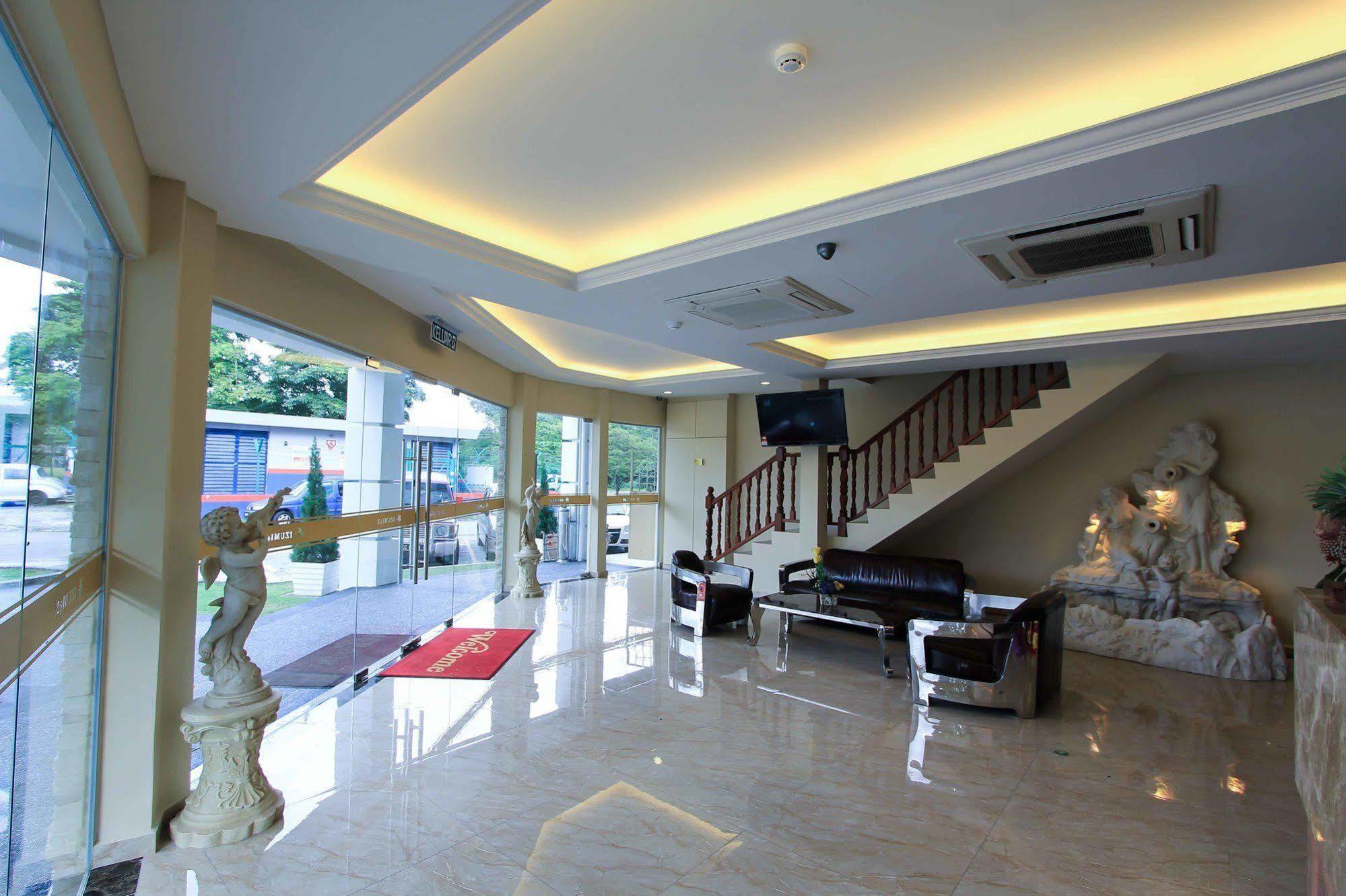 Era Plus Hotel Seri Kembangan Luaran gambar